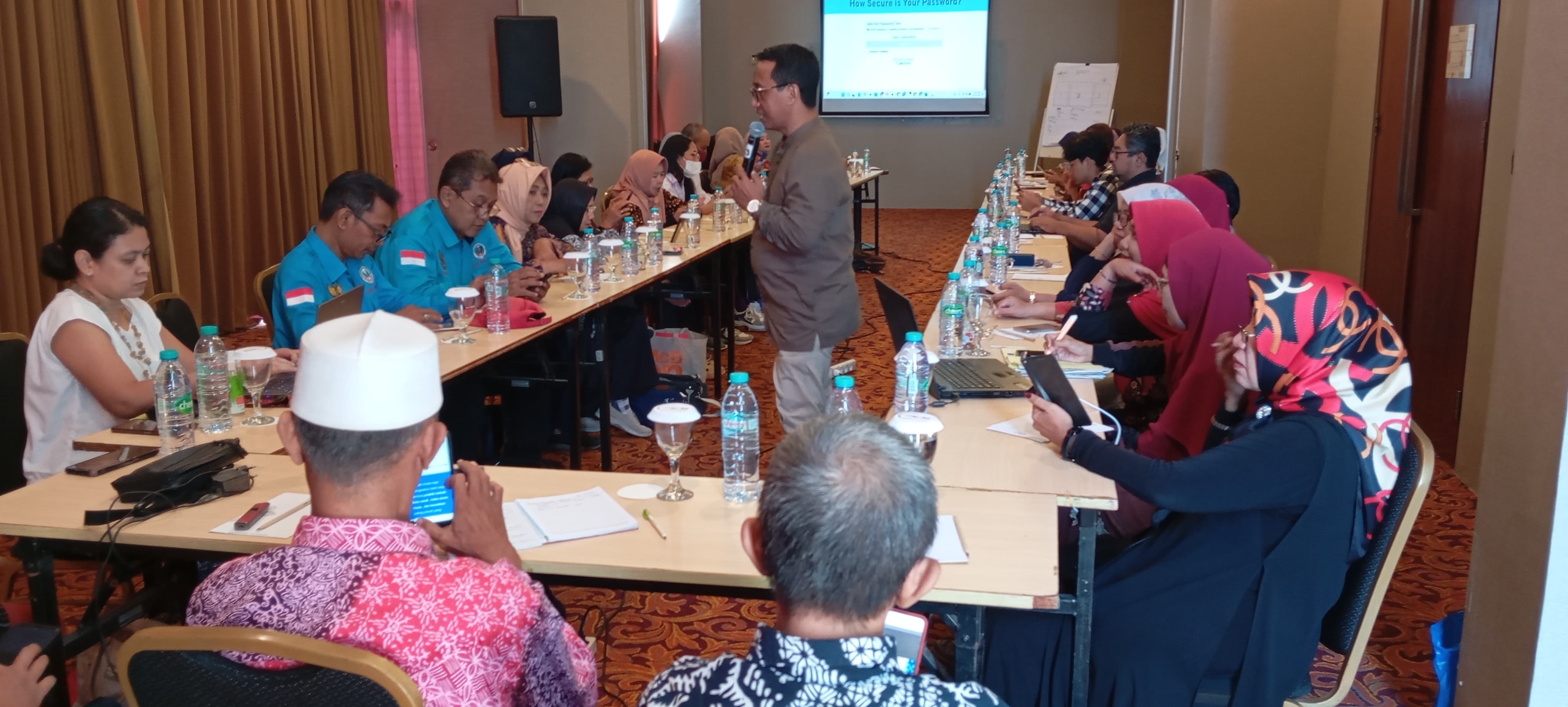 17 JUNI 2025_Pelatihan Keamanan Siber_Batch 2_Surabaya (26)